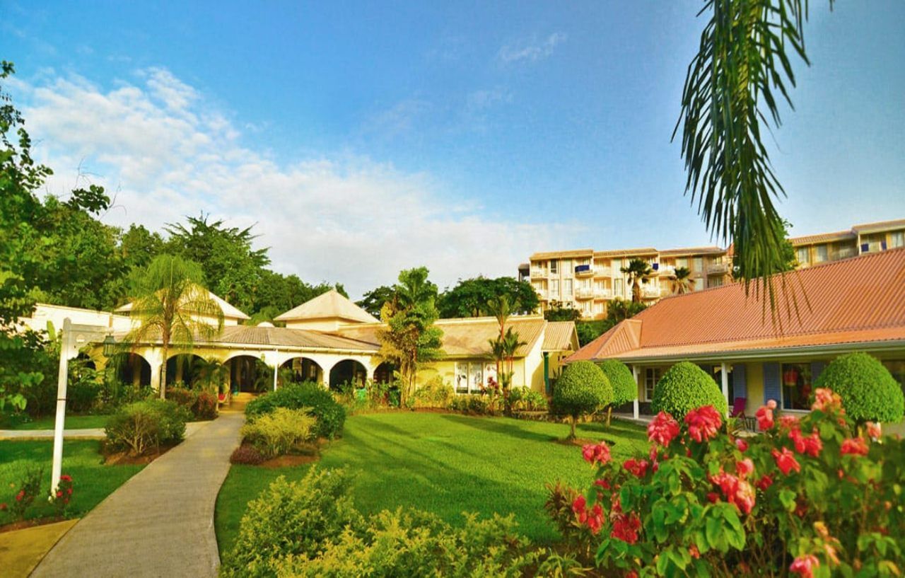 Secrets Saint Lucia Resort & Spa (Adults Only) โกรส อิส์ลีต ภายนอก รูปภาพ